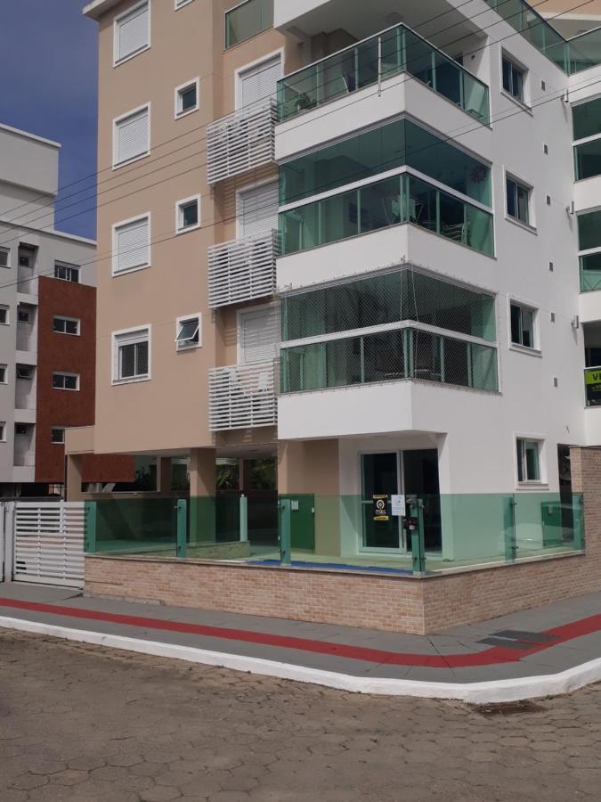 Apto Em Palmas - A 80 Metros Do Mar Governador Celso Ramos Dış mekan fotoğraf
